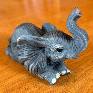 Gray Elephant Figurine - Trunk up is a custom of good luck.